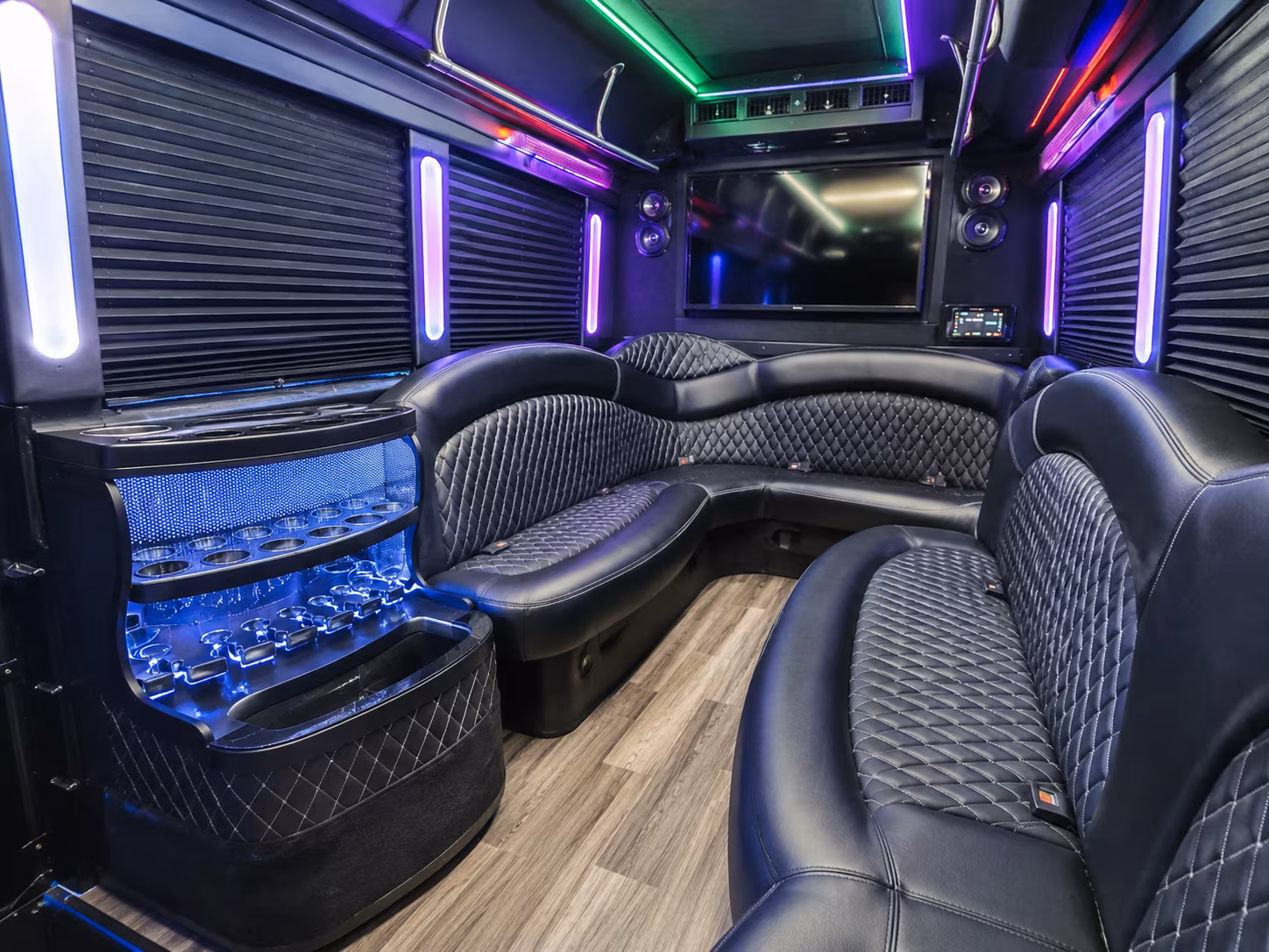 affordable glendale prom party bus prices split across your group