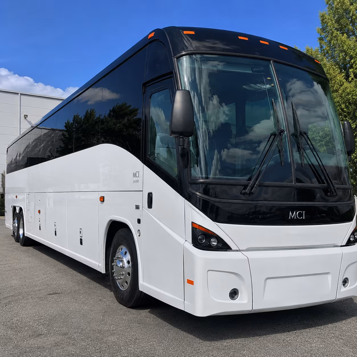 guest shuttles to turquoise wine bar glendale and wedding venues around glendale