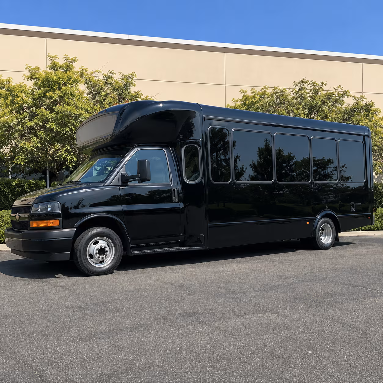 hit every photo stop in your glendale party bus before the dance
