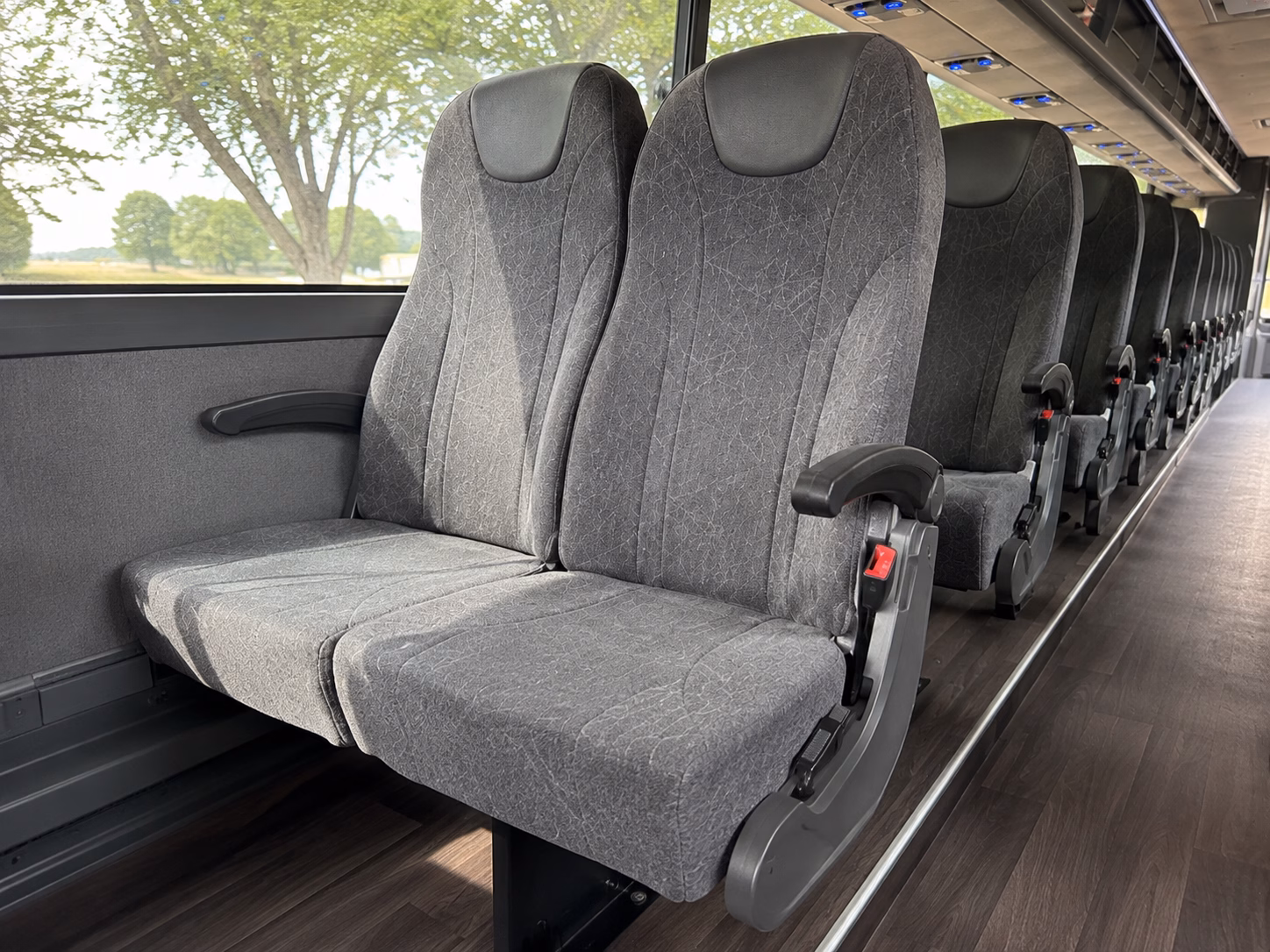 rent a bus for live music and private events around glendale