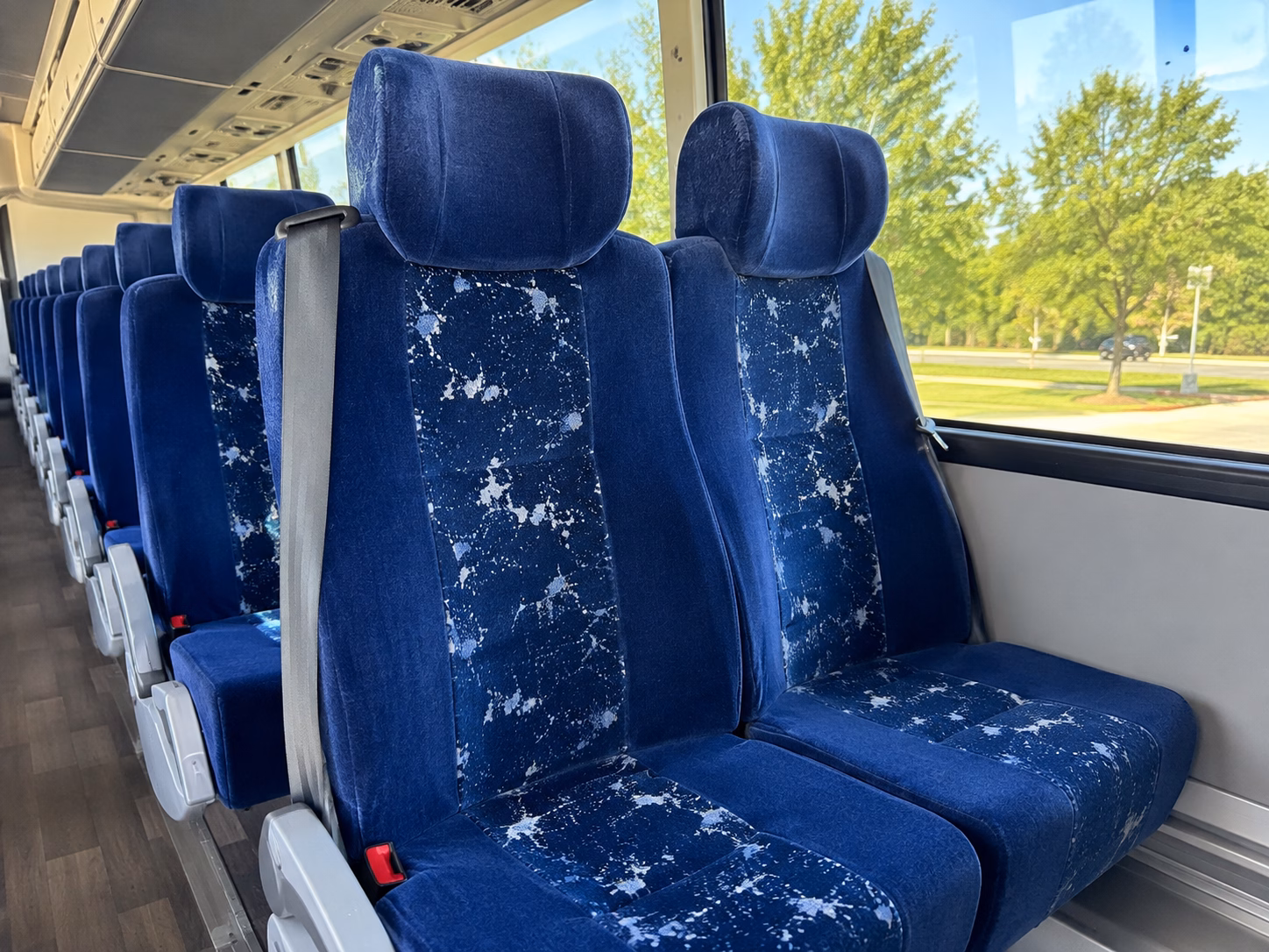 the bus type and amenities